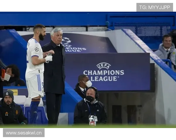 库尔图瓦：3次萨莫拉奖与门将金球上限解析