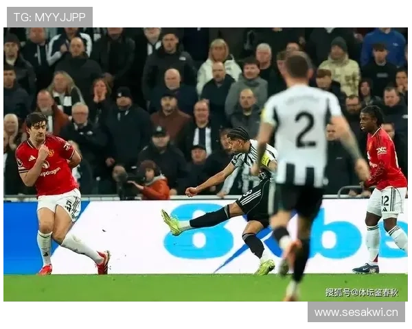 曼联高位压迫强度加大，防线漏洞频现对赛季走势形成制约