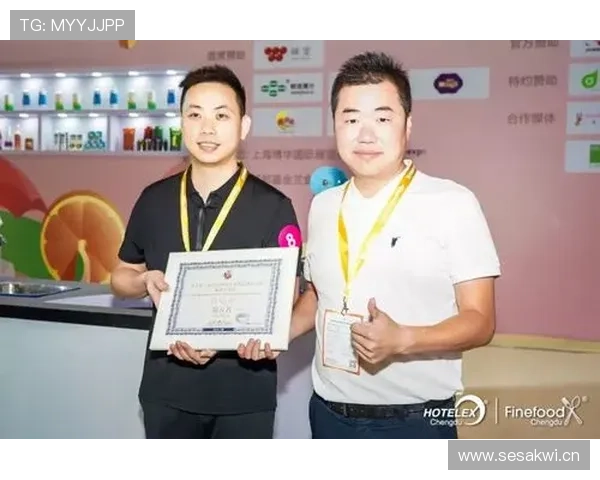 唐佳豪训练完直接去奢侈品店刷卡，这自律和消费欲也太割裂了