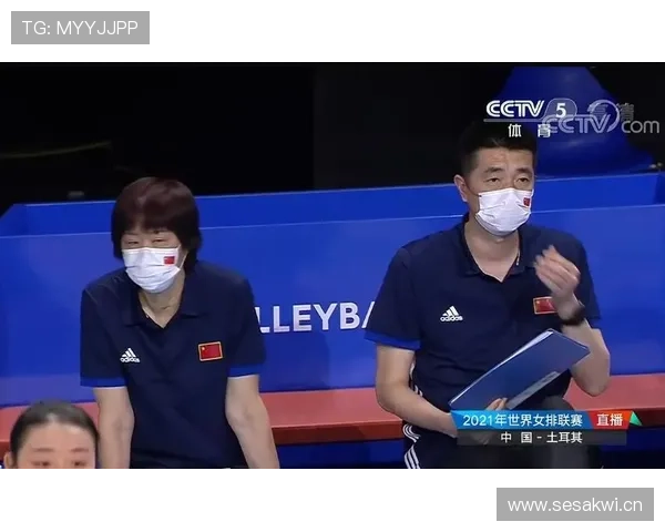 张常宁居然在休息日逛奢侈品店，完全不像拼命三郎那种活法啊！